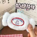 小挂件，大生意：毛绒挂件为什么成了批发市场的常青款